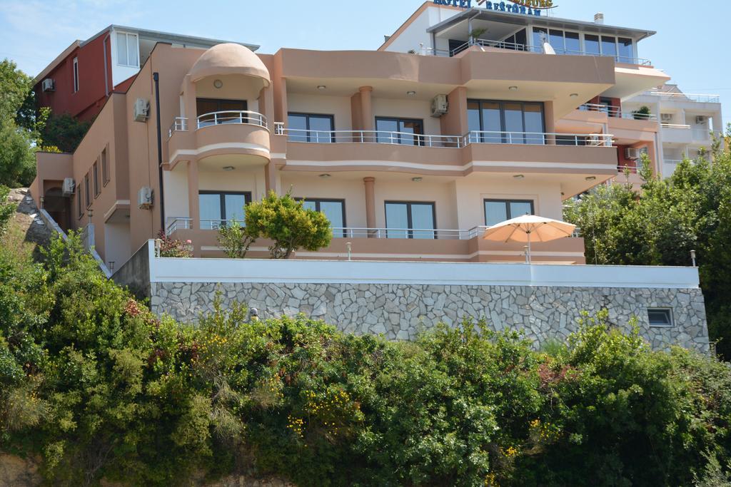 Guest House Evropa 2 Ulcinj Exterior photo